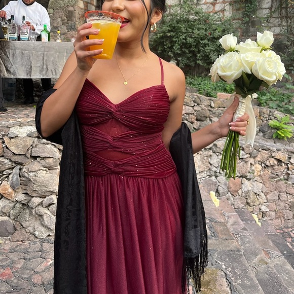 New AW.Bridal red dress in size 2 - Picture 8 of 9